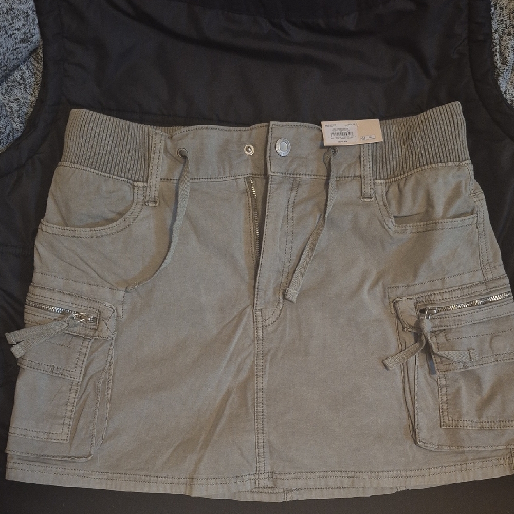 Kohl's Drew Green Pull-On Cargo Skort NWT Size M